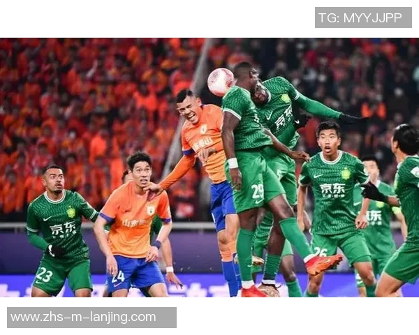 2017年广州恒大与山东鲁能激战回顾中超巅峰对决的精彩瞬间与战术分析